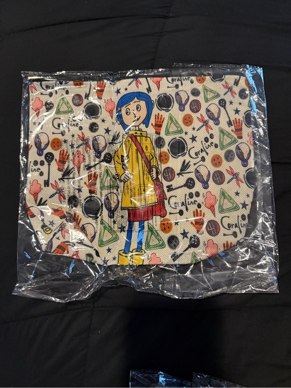 Coraline Makeup Bag - Picture 6 of 14